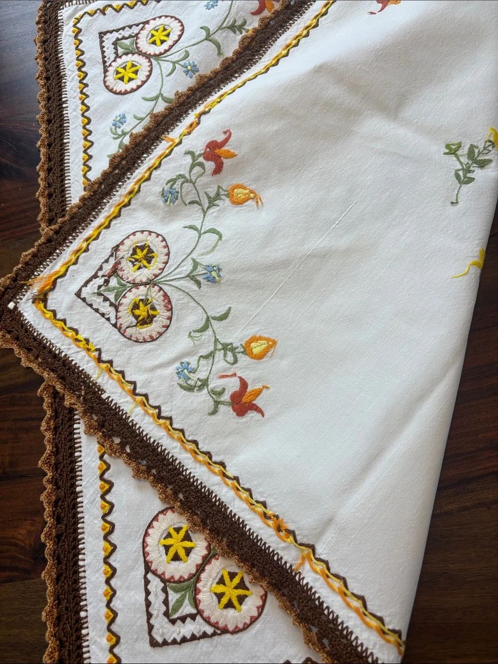N/A elegant vintage